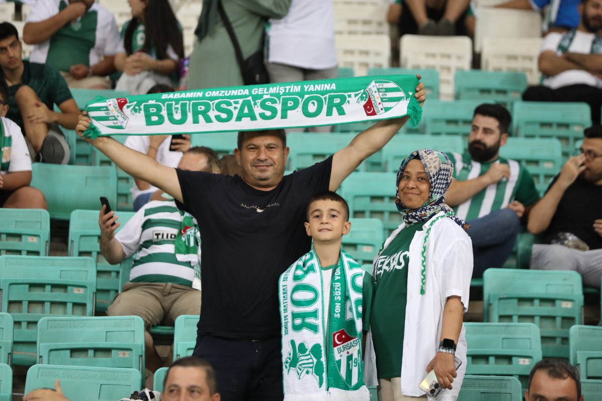 (FOTO GALERİ) Bursaspor- Söğütspor taraftar fotoğrafları -1