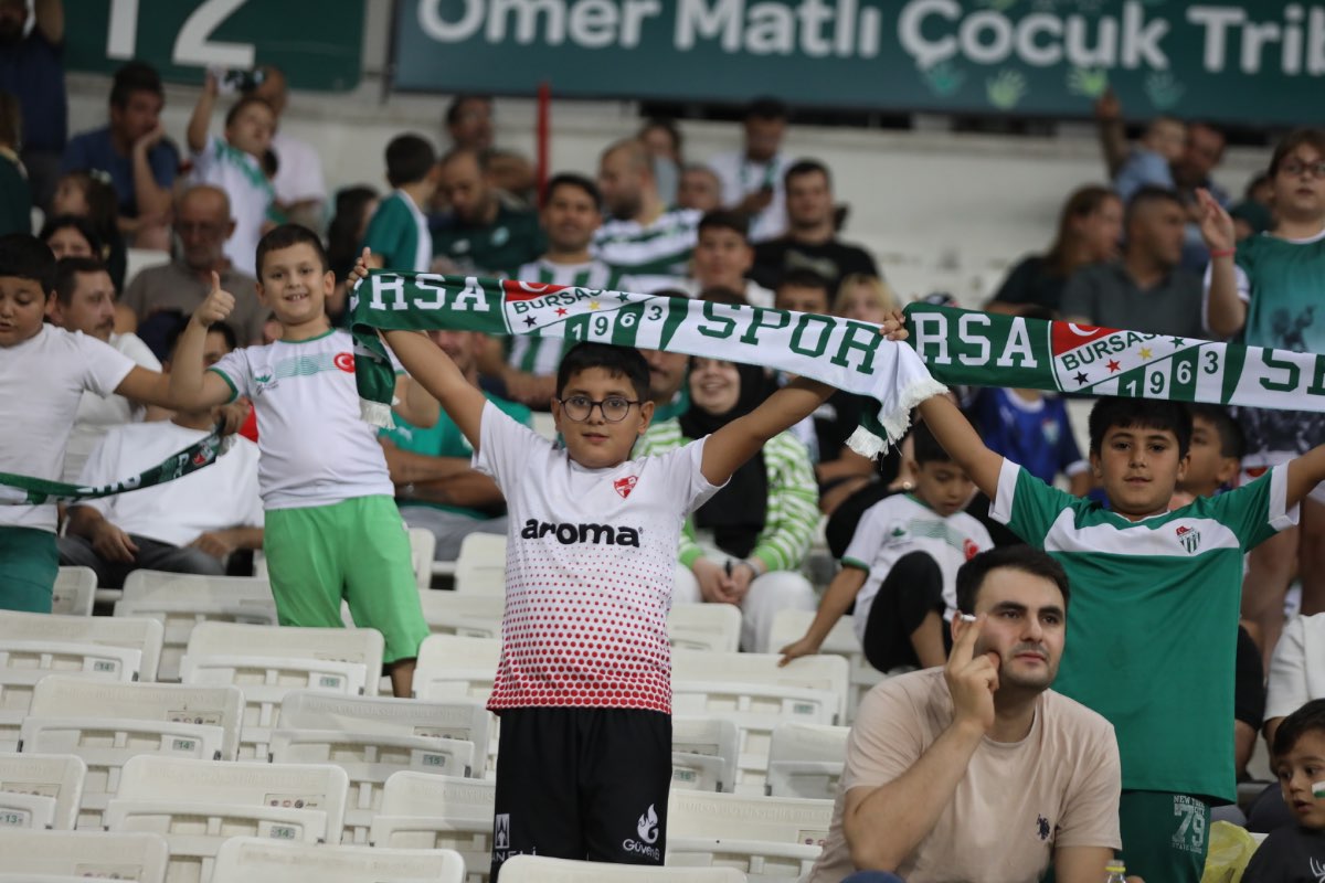 (FOTO GALERİ) Bursaspor- Söğütspor taraftar fotoğrafları -1