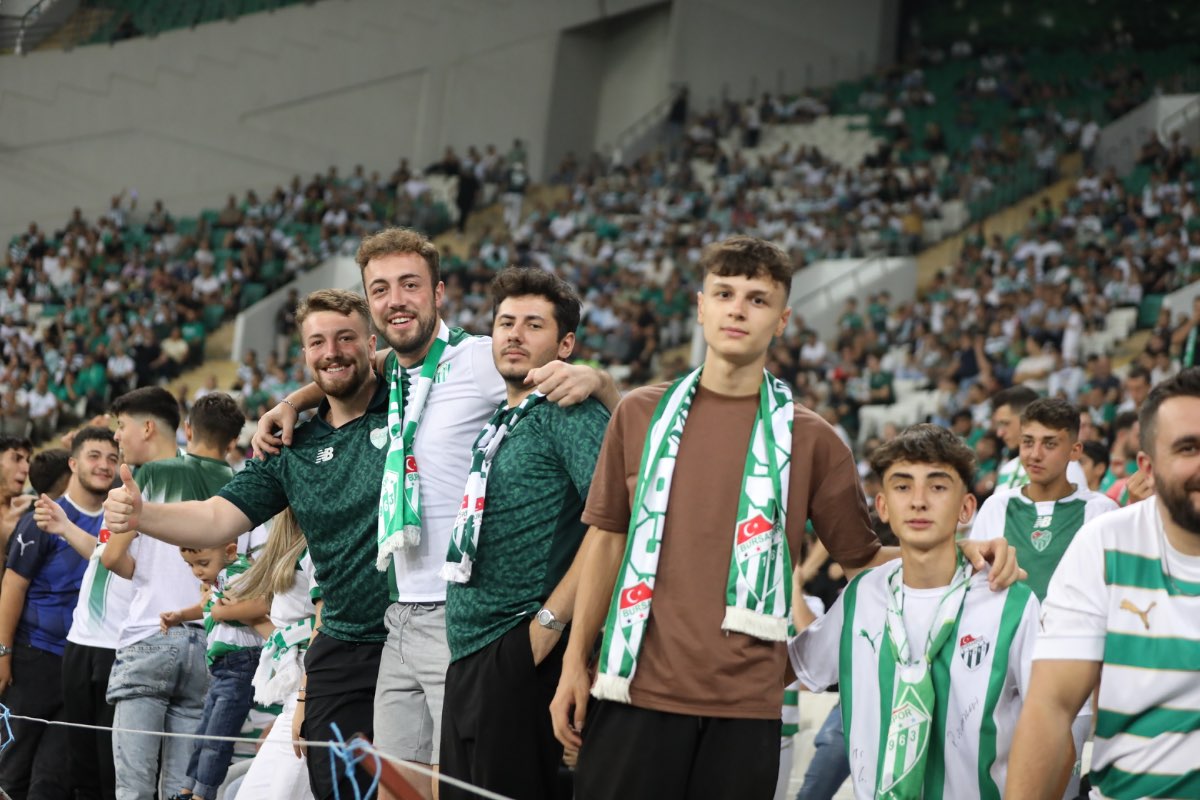(FOTO GALERİ) Bursaspor- Söğütspor taraftar fotoğrafları -1