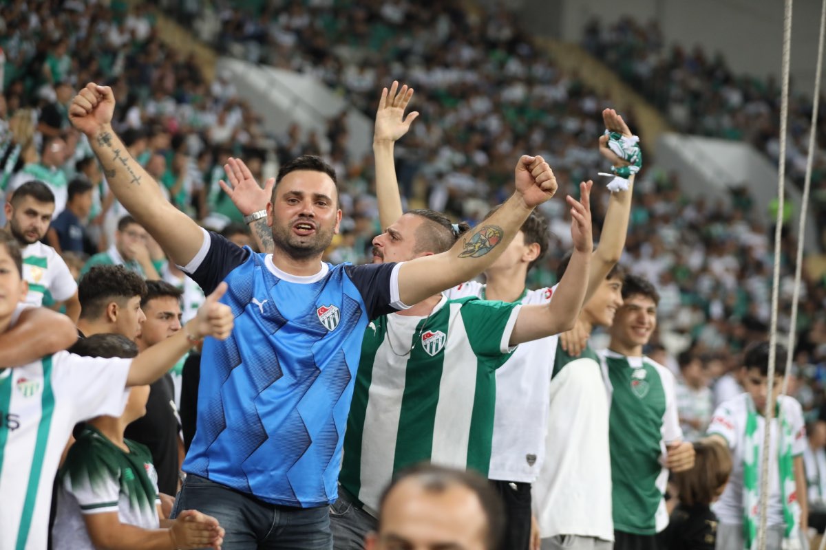 (FOTO GALERİ) Bursaspor- Söğütspor taraftar fotoğrafları -1