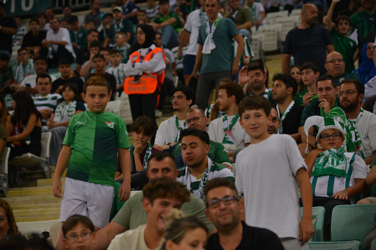 (FOTO GALERİ) Bursaspor- Söğütspor taraftar fotoğrafları -2