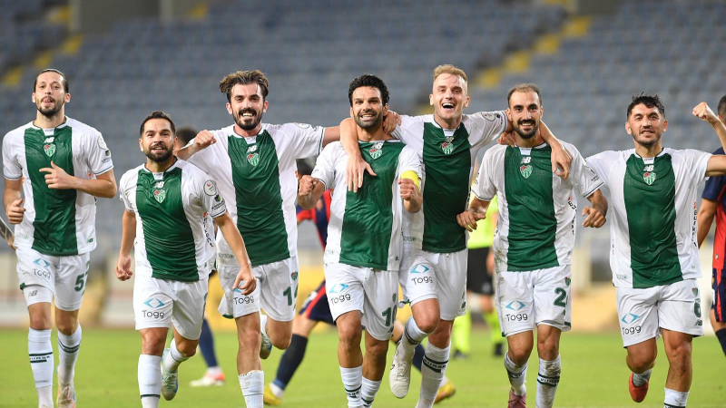 Bozbey'den Bursaspor'a tebrik mesajı