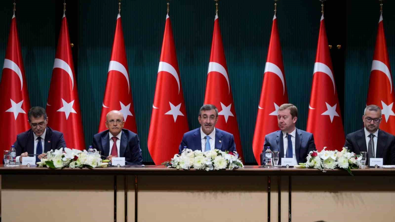 Bakan Şimşek'ten ekonomi yorumu