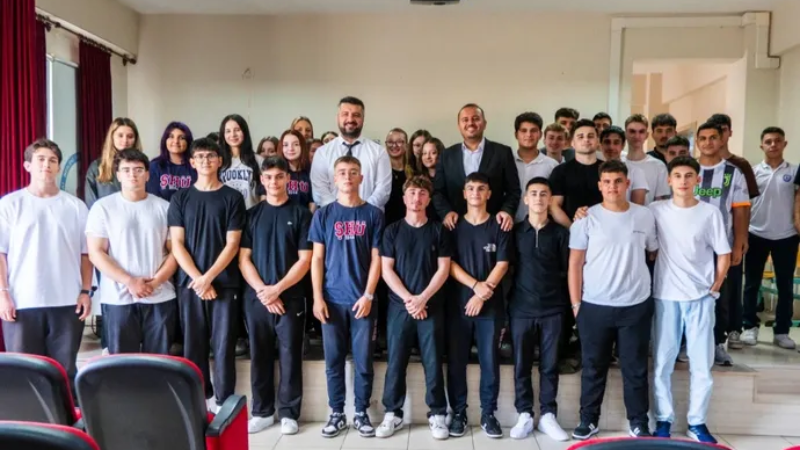 MÜSİAD Bursa'dan geleceğin ustalarına ilham