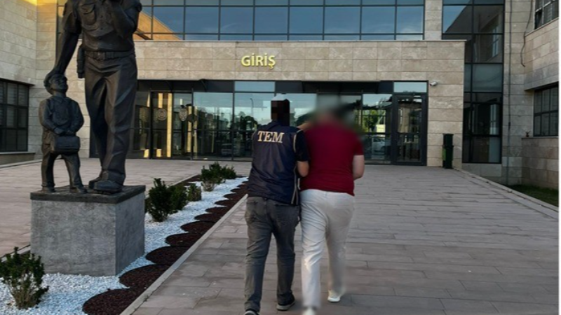 FETÖ üyeliğinden aranan şahsı polis yakaladı
