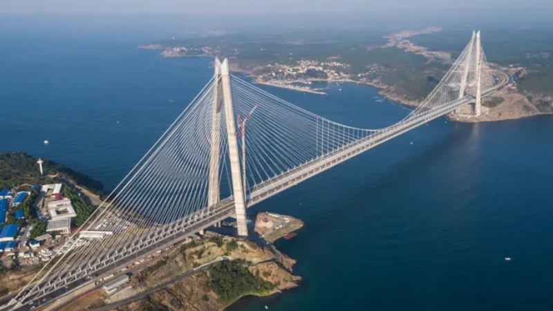 İletişim'den köprü ve otoyol satışı iddialarına yanıt