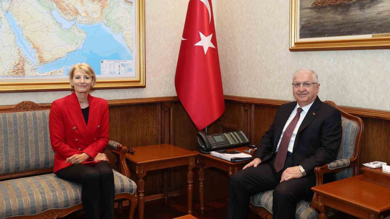 Bakan Güler, İngiltere’nin Ankara Büyükelçisi Morris’i kabul etti