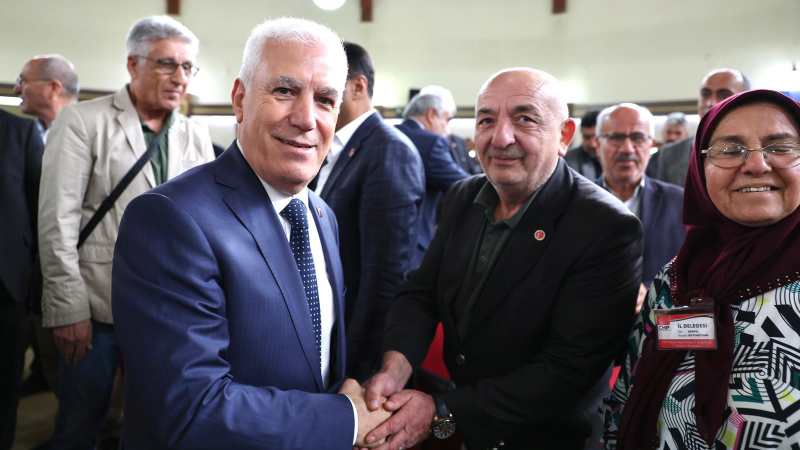 Bozbey; “Bursa’yı masa başında değil, halkımızla birlikte yönetiyoruz”