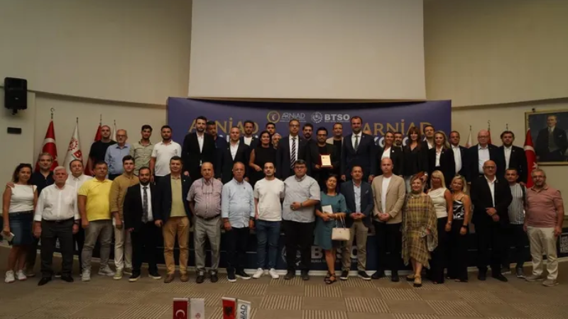 ARNİAD Ekonomi Buluşmaları'nın ilk konuğu Mert Başaran oldu