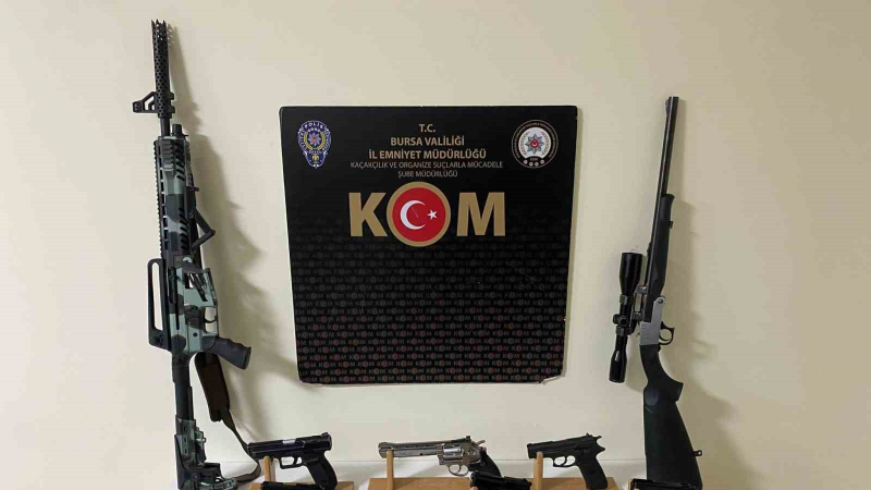 Gemlik’te ruhsatsız silah imalatına 4 gözaltı