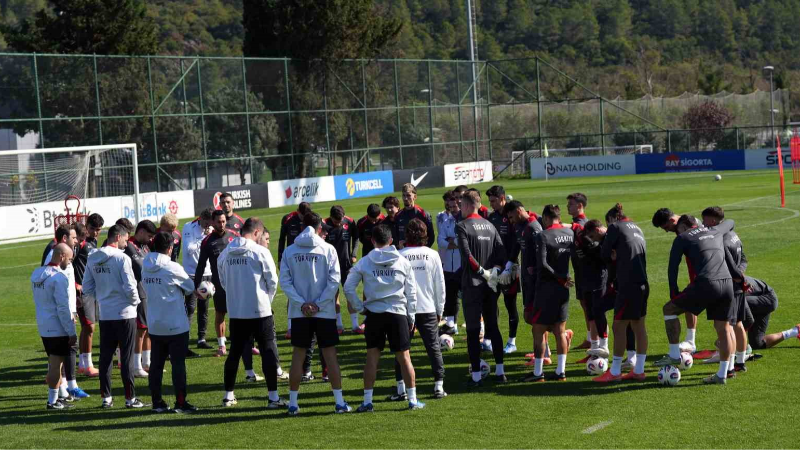A Milli Futbol Takımı, Bulgaristan maçı hazırlıklarını tamamladı