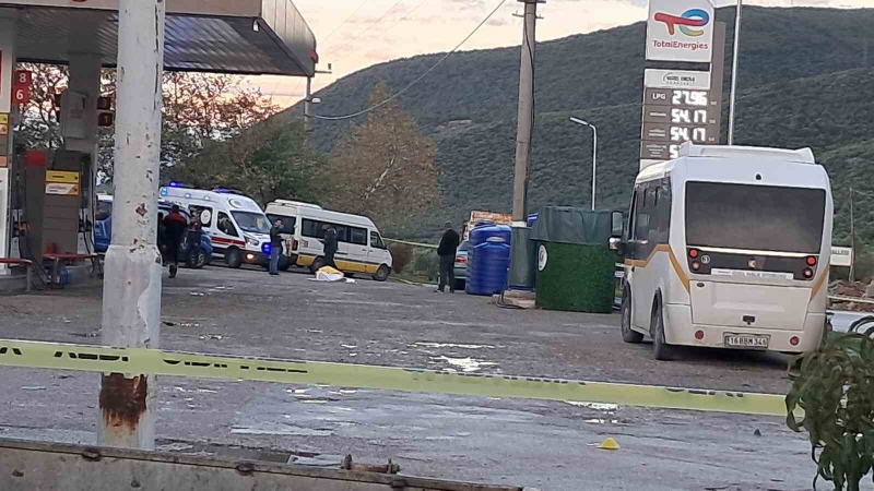 Bursa’da benzinlikte silahlı çatışma