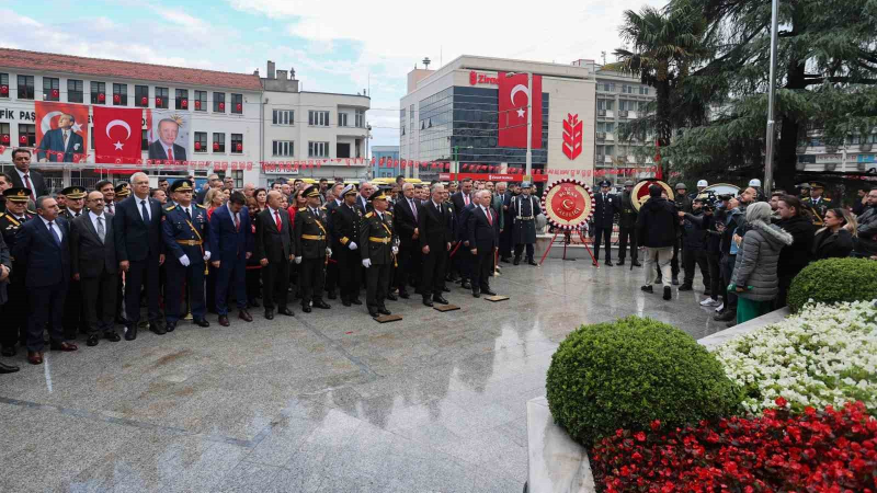 Vali Ayyıldız: "Cumhuriyetin 102. kuruluş yıl dönümünü gururla yaşıyoruz"