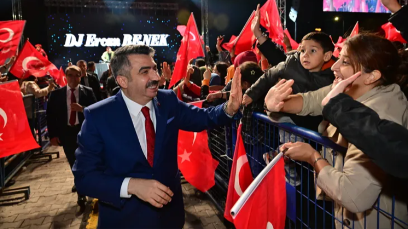 Bursa Yıldırım'da Cumhuriyet coşkusu