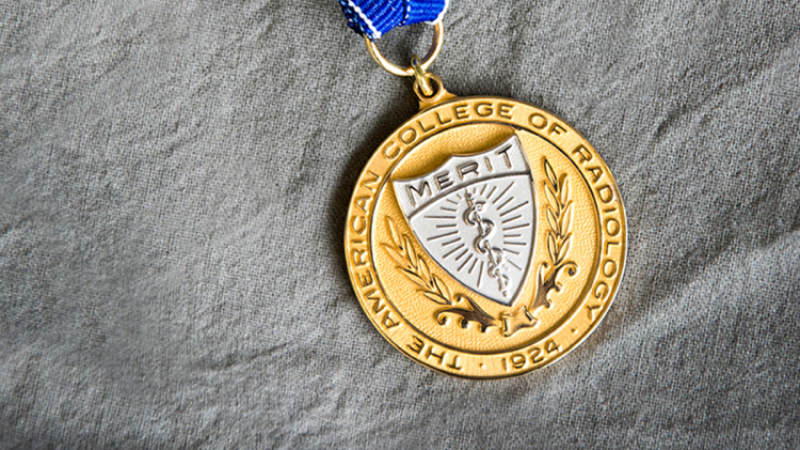 İlk kez bir Türk Onkoloğa büyük onur