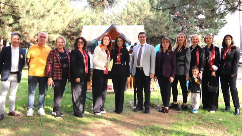 Bursa'da “Halkevi Kedi Konağı” açıldı