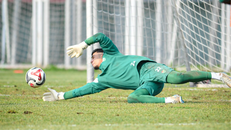 Bursaspor’da Gebze mesaisi sürüyor