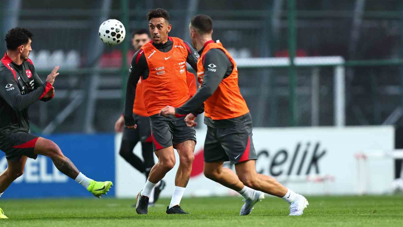 Milliler, Bulgaristan maçı hazırlıklarını sürdürdü