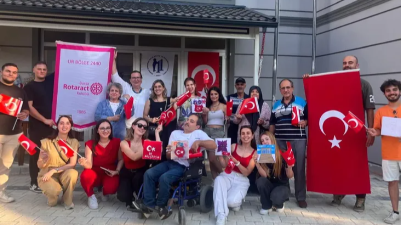 Rotaract'tan 'Cumhuriyet Yolu Projeleri' ile anlamlı etkinlikler
