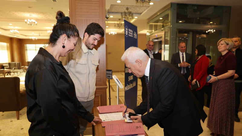 "Bağımlı olma, özgür ol" projesi farkındalık oluşturuyor