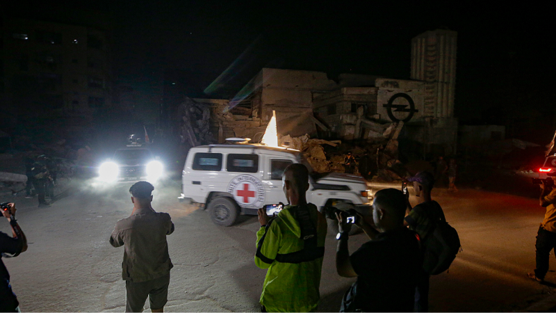 Hamas 1 esirin daha cesedini İsrail’e teslim etti