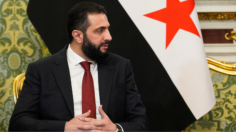 Eş-Şara: "İsrail hayaletlerle savaşıyor"