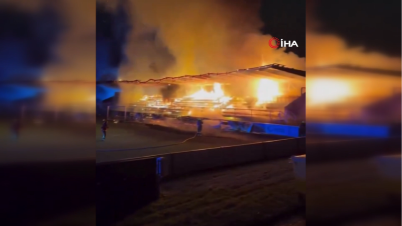 Finlandiya’da üç genç taraftar stadyumu ateşe verdi