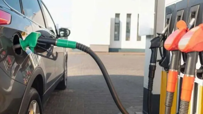 Akaryakıta indirim geliyor