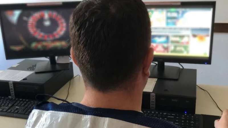 Ticaret'ten yasa dışı bahis reklamlarına darbe!