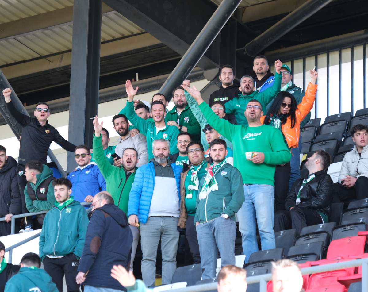 (FOTO GALERİ) Bursaspor'un Somaspor Deplasmanından Taraftar Fotoğrafları