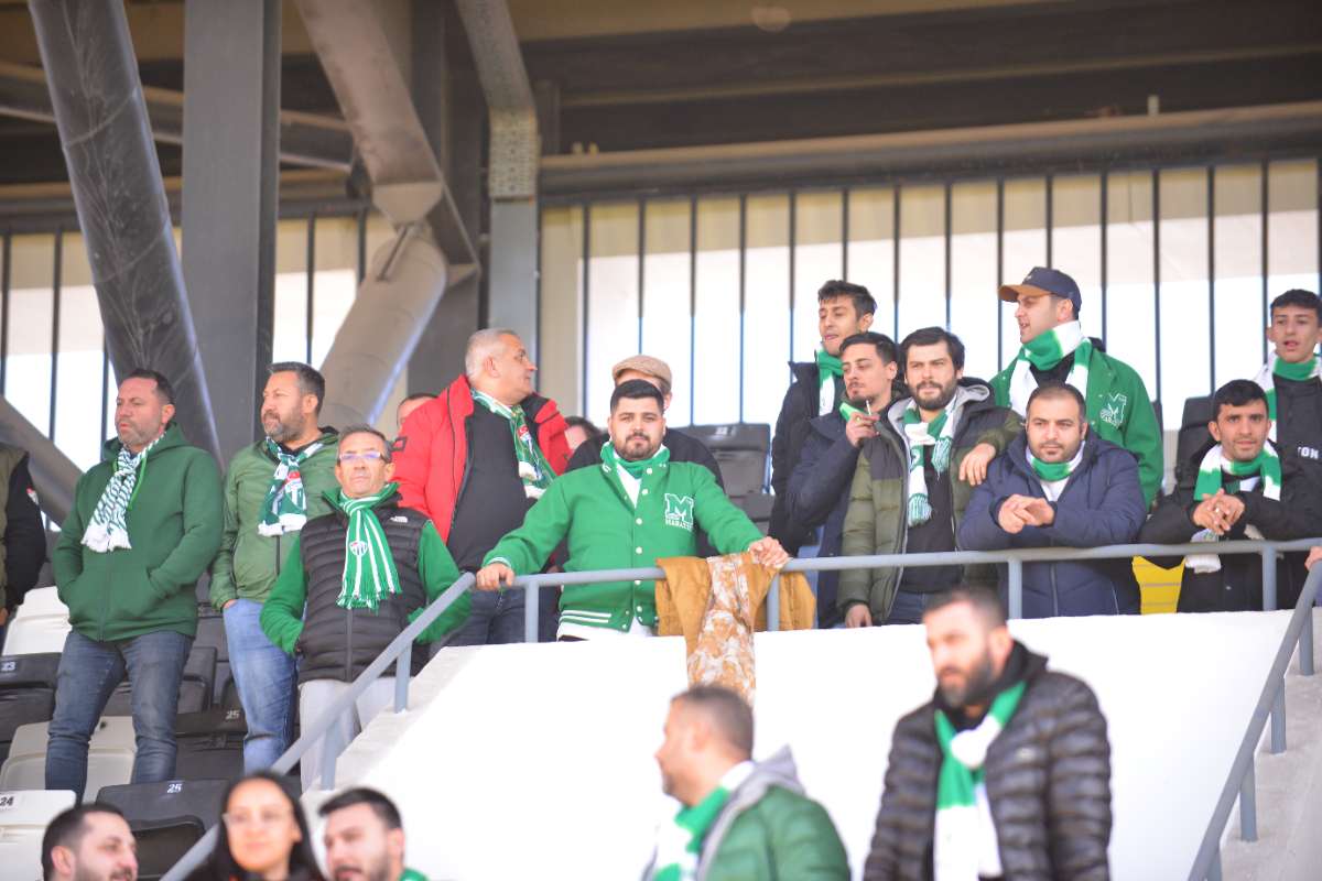 (FOTO GALERİ) Bursaspor'un Somaspor Deplasmanından Taraftar Fotoğrafları