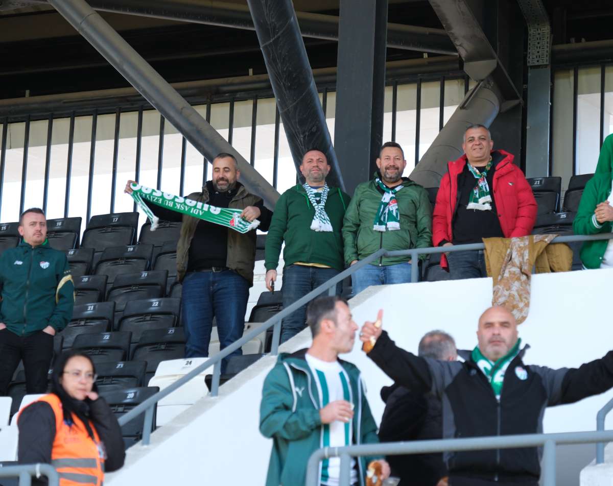 (FOTO GALERİ) Bursaspor'un Somaspor Deplasmanından Taraftar Fotoğrafları