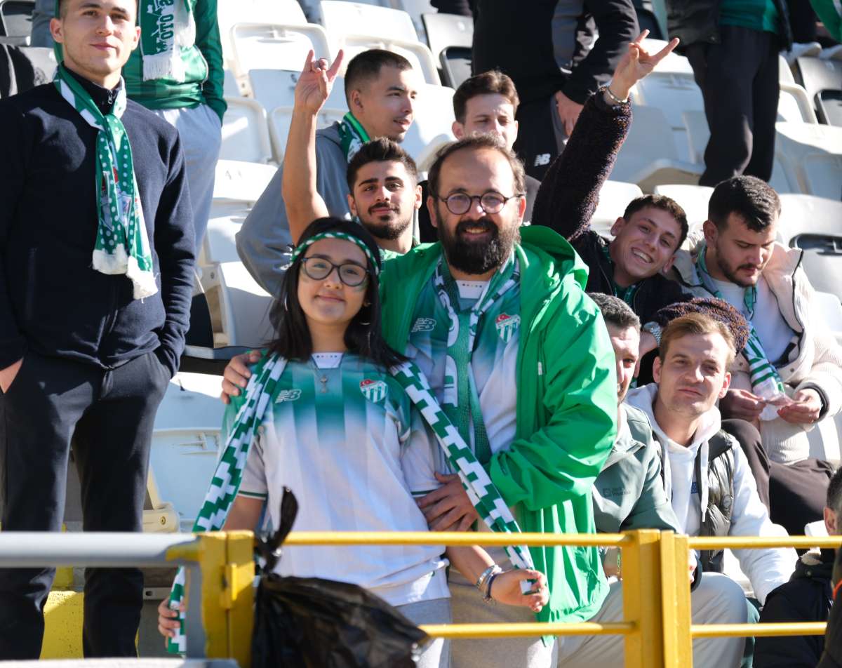 (FOTO GALERİ) Bursaspor'un Somaspor Deplasmanından Taraftar Fotoğrafları