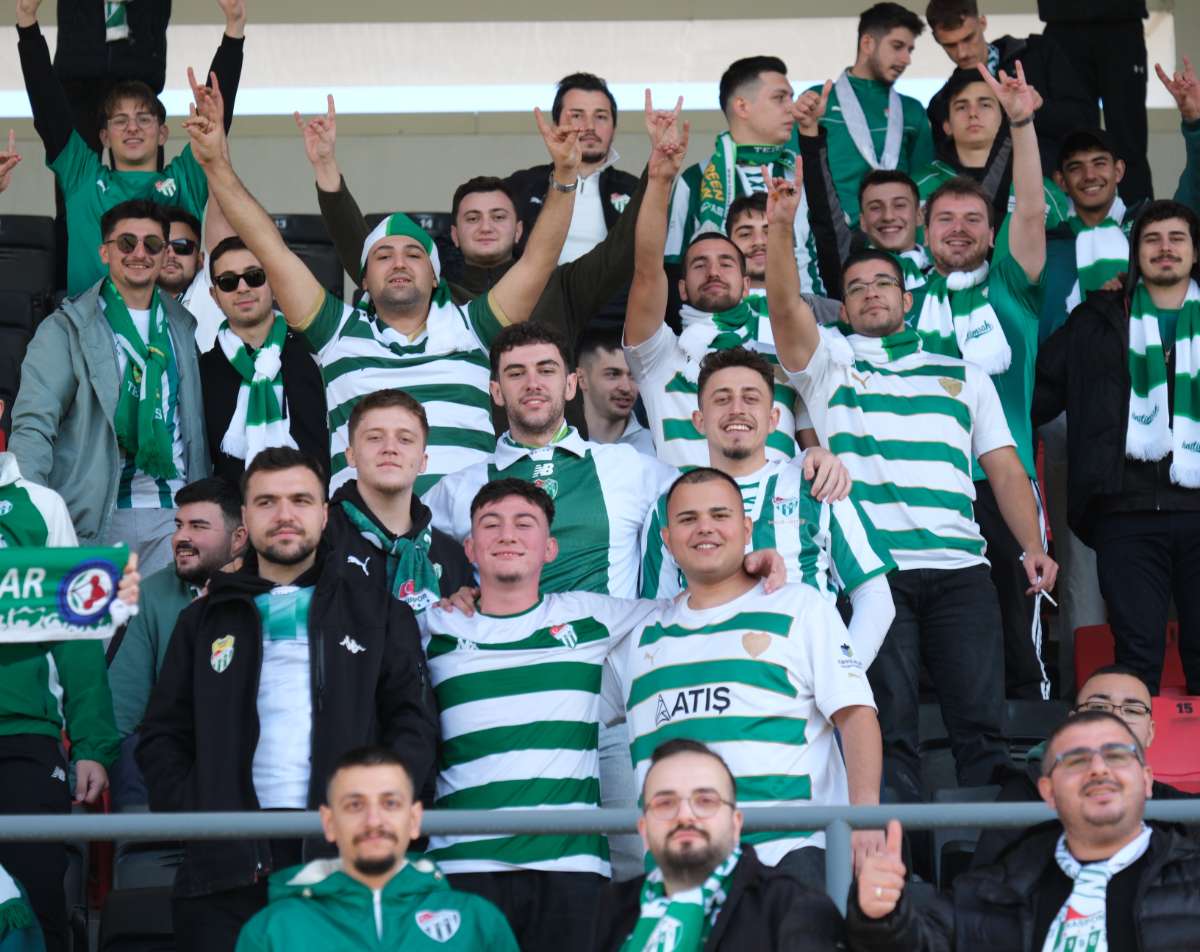 (FOTO GALERİ) Bursaspor'un Somaspor Deplasmanından Taraftar Fotoğrafları