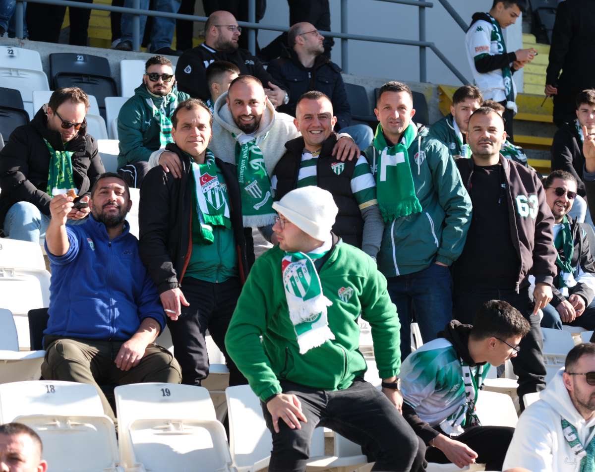 (FOTO GALERİ) Bursaspor'un Somaspor Deplasmanından Taraftar Fotoğrafları