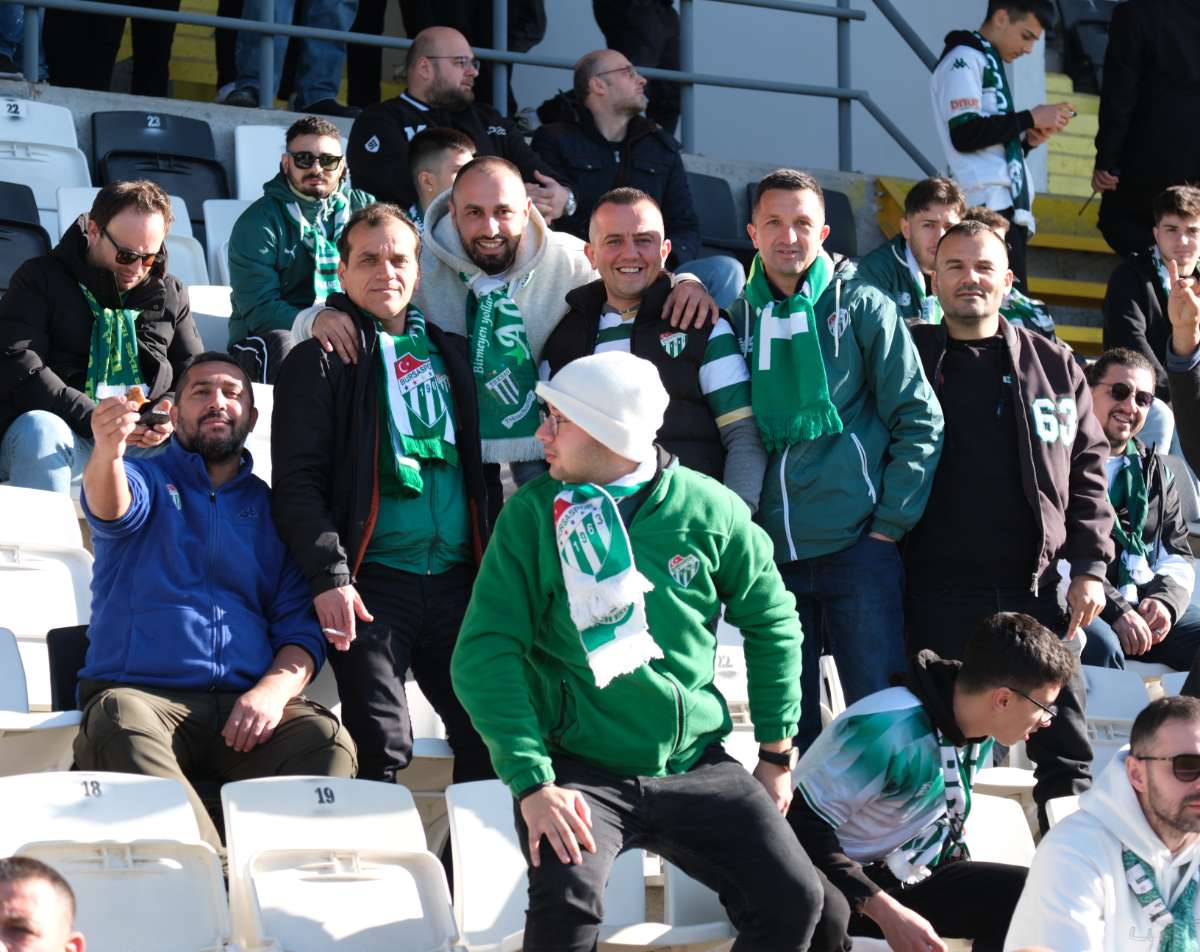 (FOTO GALERİ) Bursaspor'un Somaspor Deplasmanından Taraftar Fotoğrafları