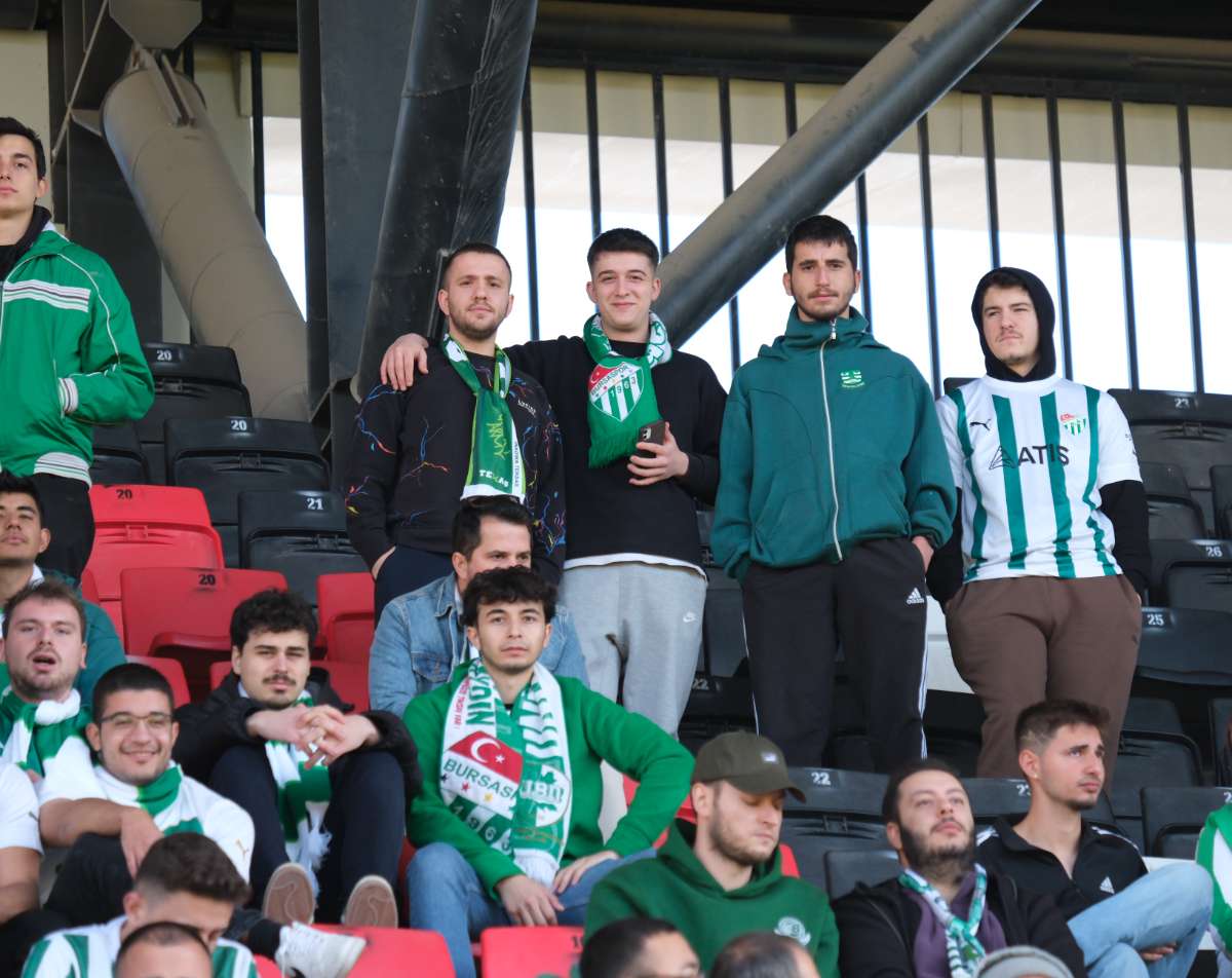 (FOTO GALERİ) Bursaspor'un Somaspor Deplasmanından Taraftar Fotoğrafları