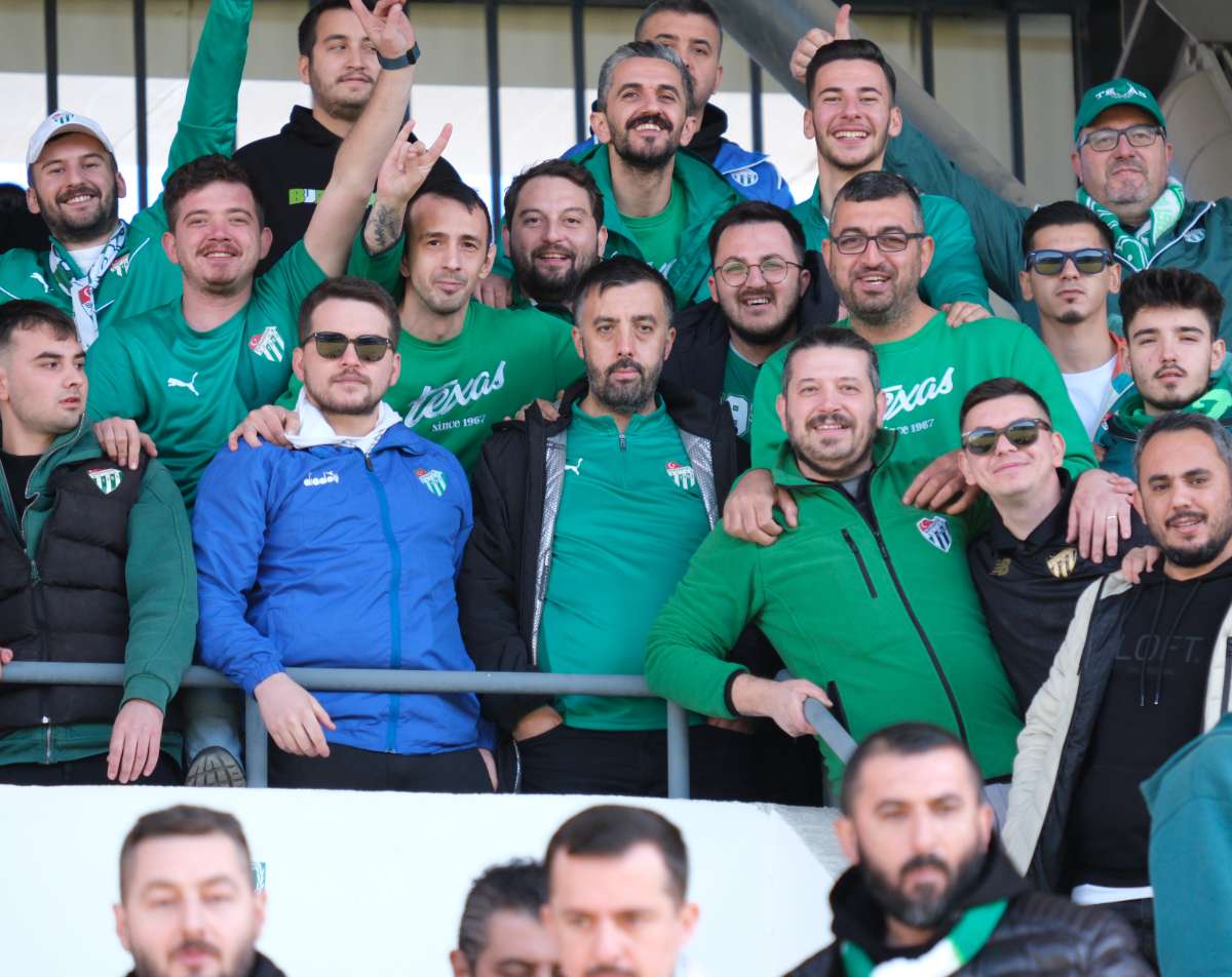 (FOTO GALERİ) Bursaspor'un Somaspor Deplasmanından Taraftar Fotoğrafları