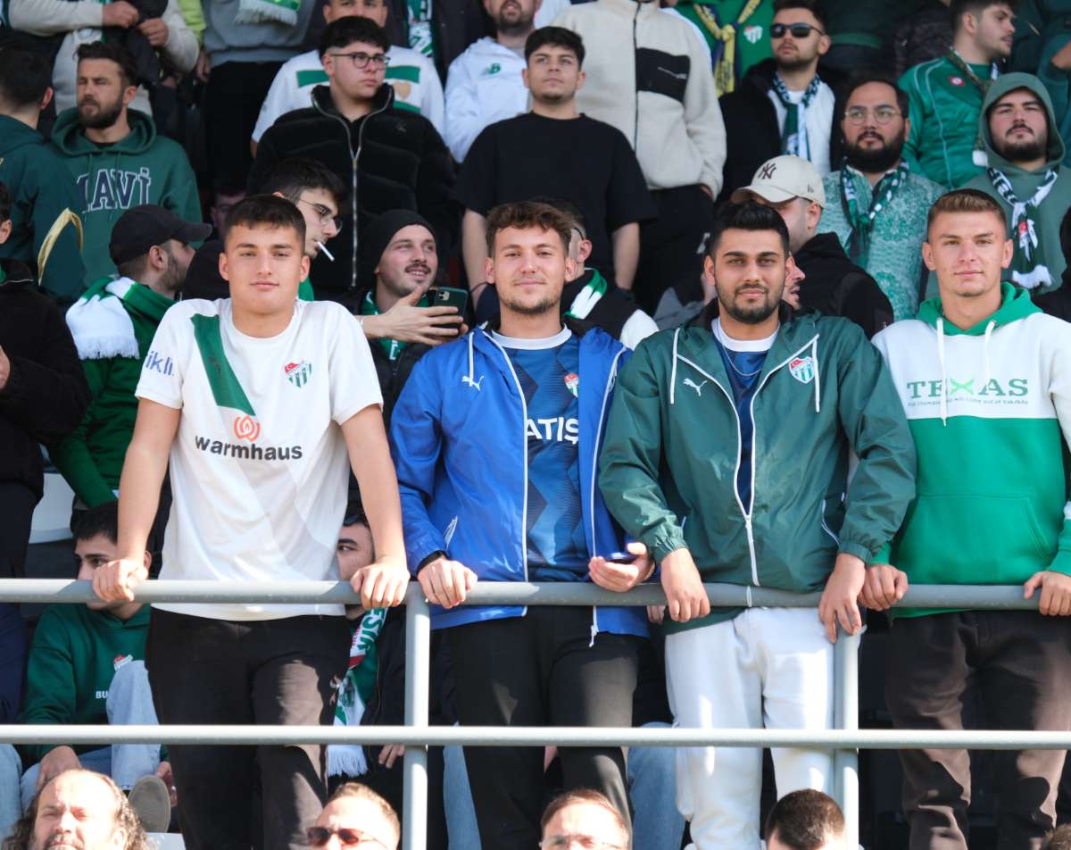 (FOTO GALERİ) Bursaspor'un Somaspor Deplasmanından Taraftar Fotoğrafları