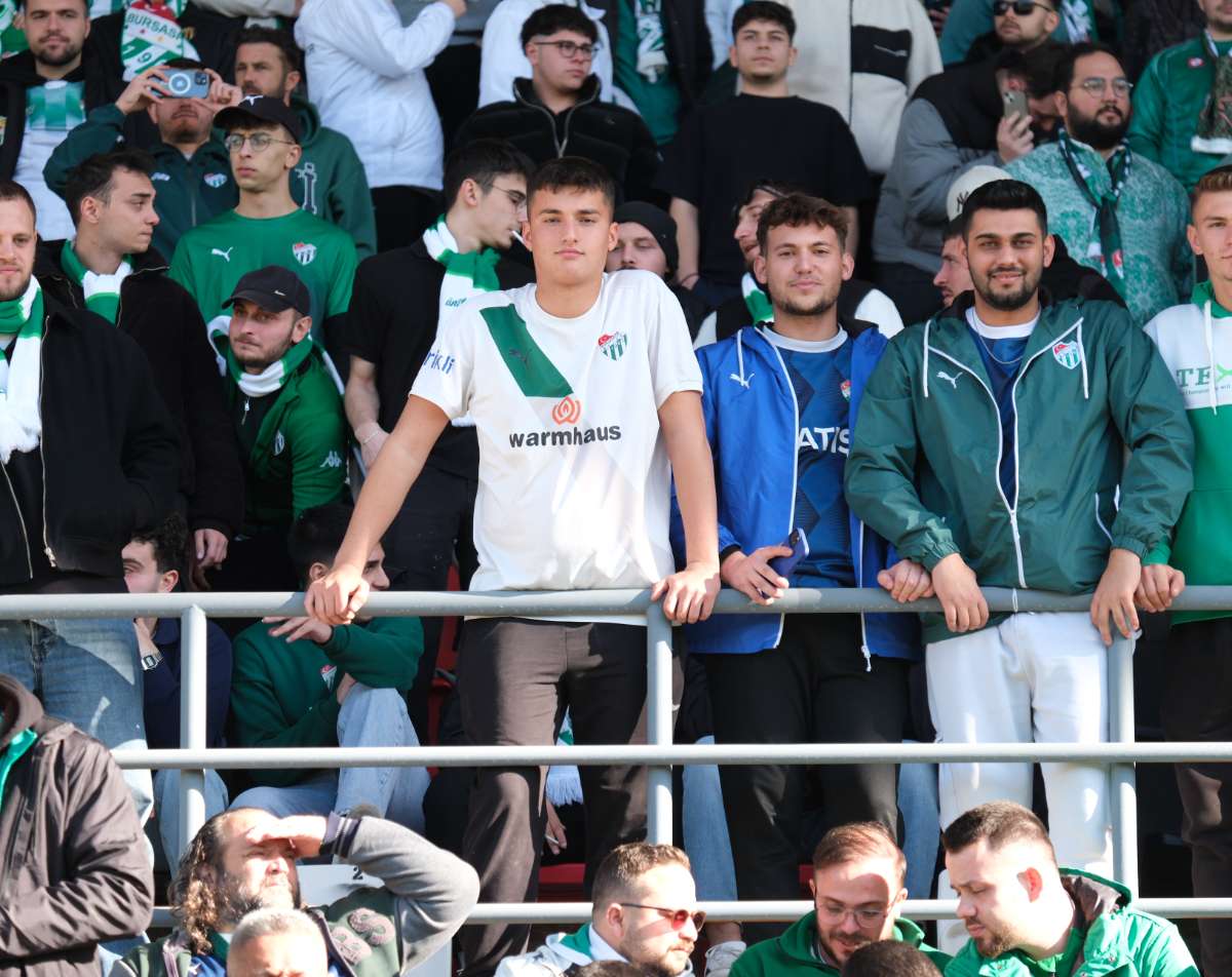 (FOTO GALERİ) Bursaspor'un Somaspor Deplasmanından Taraftar Fotoğrafları