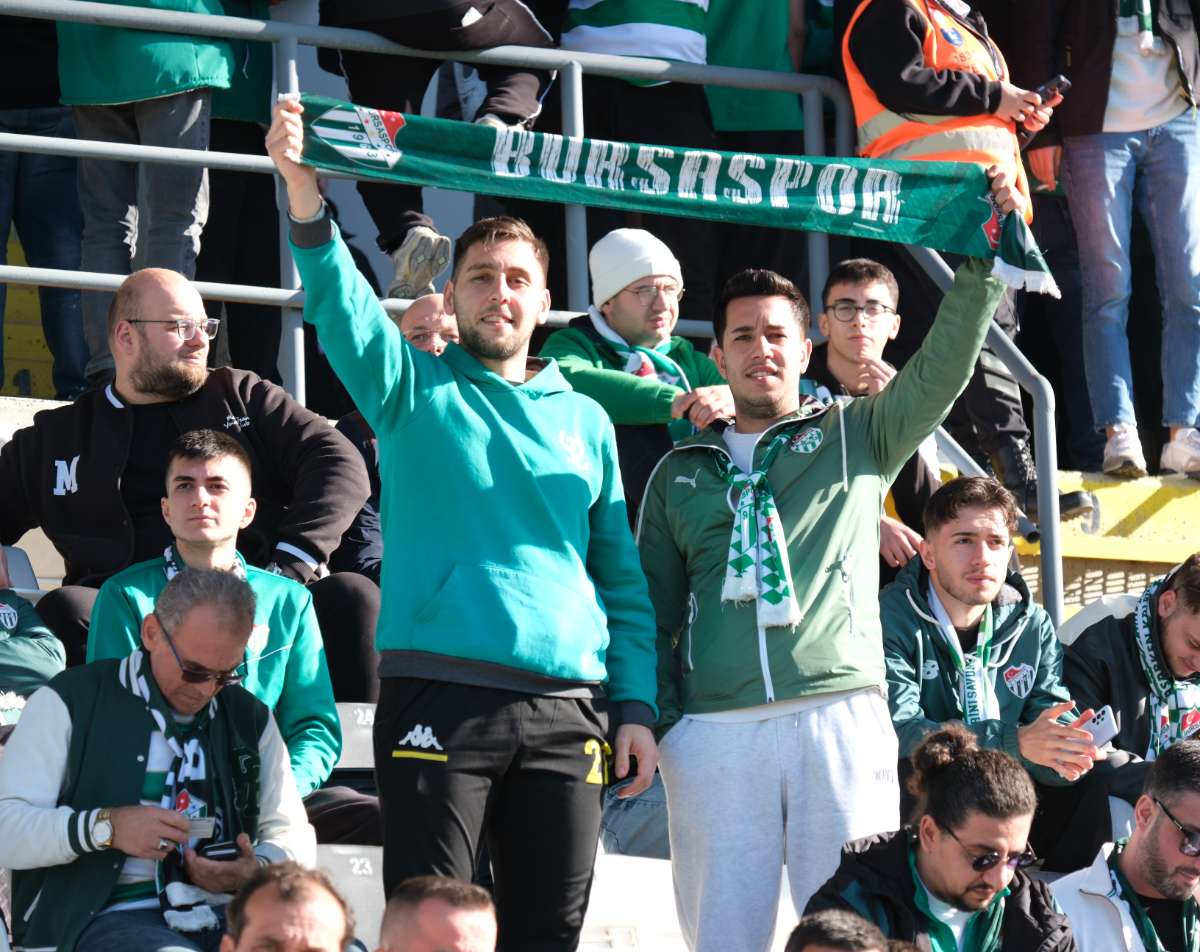 (FOTO GALERİ) Bursaspor'un Somaspor Deplasmanından Taraftar Fotoğrafları
