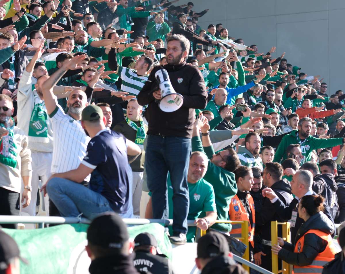 (FOTO GALERİ) Bursaspor'un Somaspor Deplasmanından Taraftar Fotoğrafları