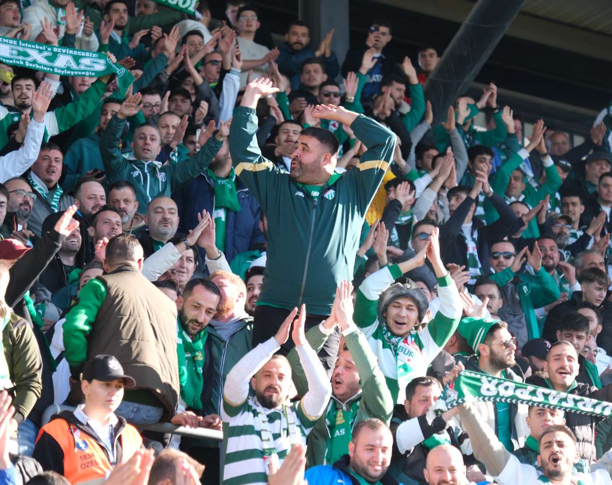 (FOTO GALERİ) Bursaspor'un Somaspor Deplasmanından Taraftar Fotoğrafları