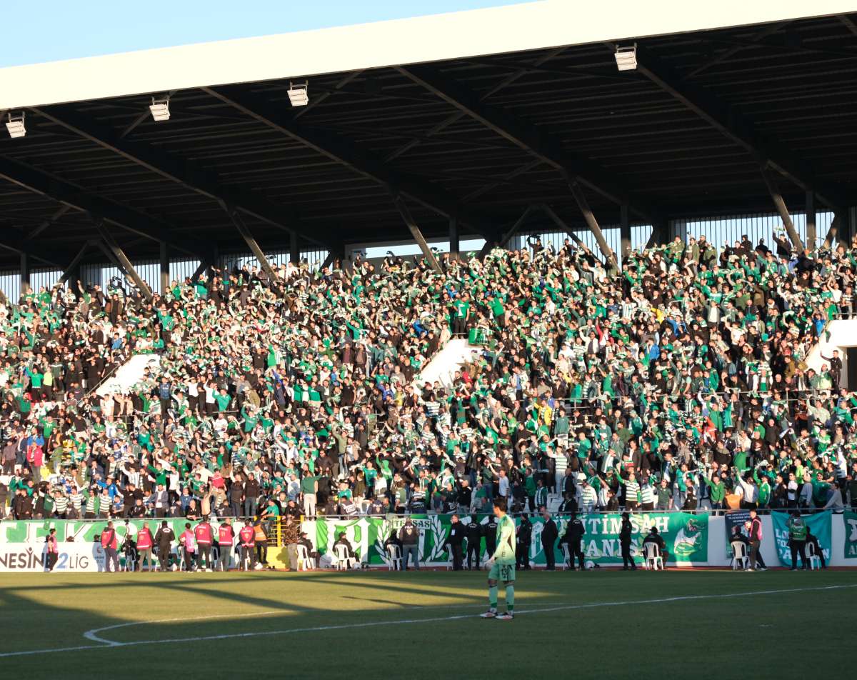 (FOTO GALERİ) Bursaspor'un Somaspor Deplasmanından Taraftar Fotoğrafları