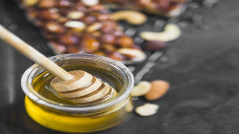 Arı ürünlerine alerjisi olanlara ’propolis’ uyarısı