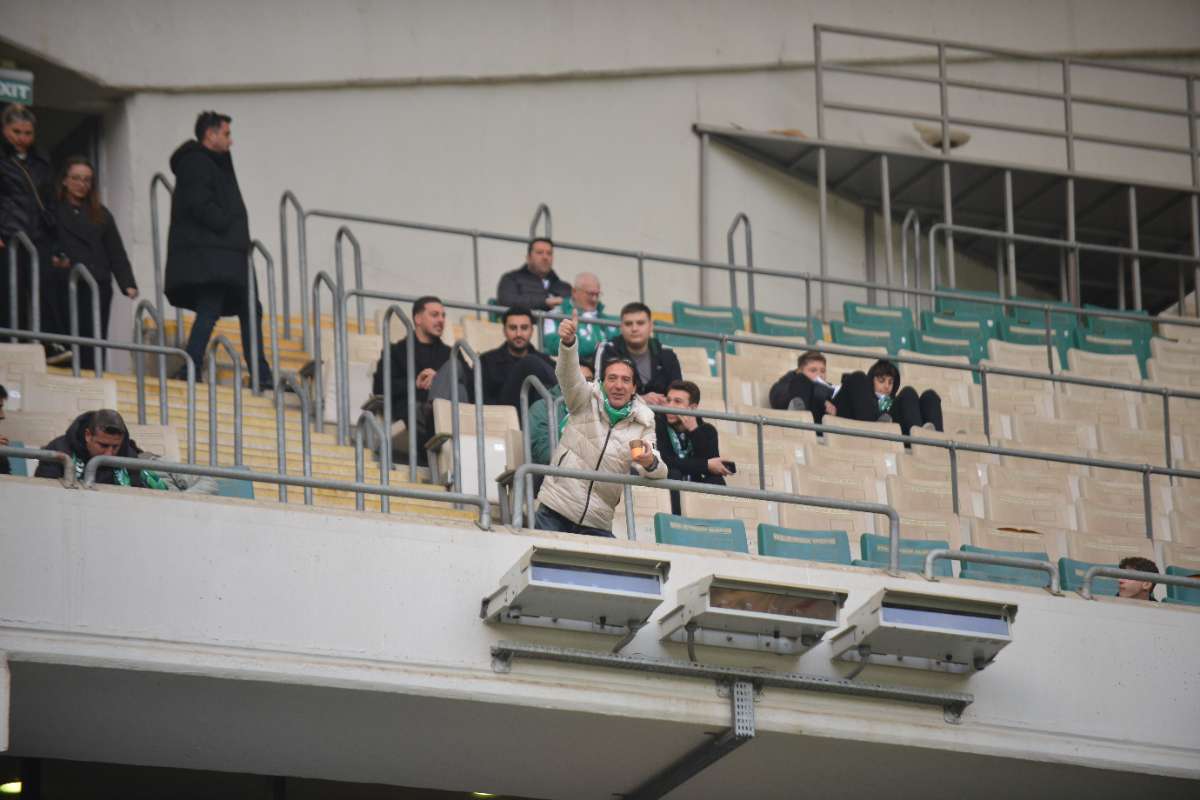 (FOTO GALERİ)Bursaspor-Aliağa FK maçından taraftar fotoğrafları