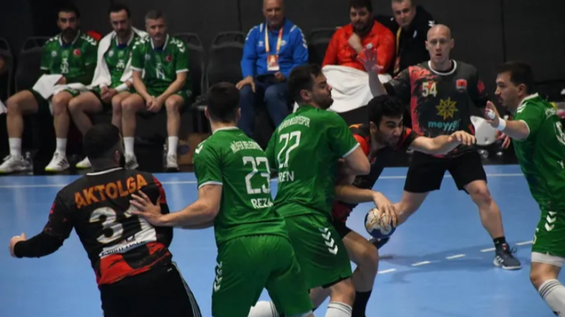 Nilüfer Belediyespor evinde farklı kazandı