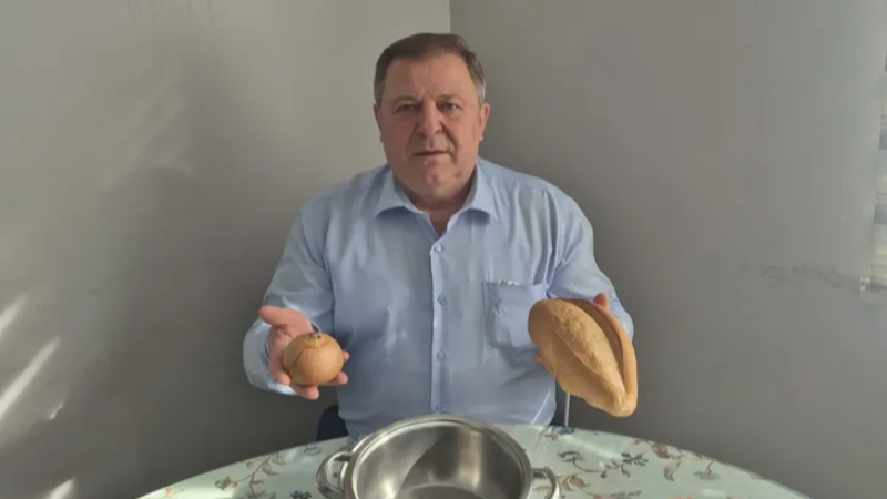 TÜED Uludağ'dan 'asgari' isyan: Emekli ekmek-soğana muhtaç!