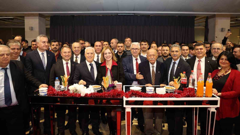 Büyükşehir ailesi yeni yılı birlikte kutladı